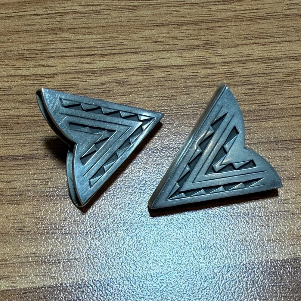 Vintage Navajo Sterling Silver Collar Tips – R.Y. Begay - Picture 1 of 3